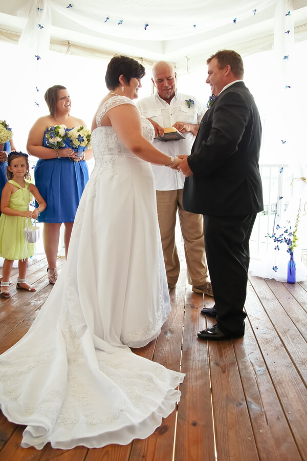 bride and groom exchanging vows