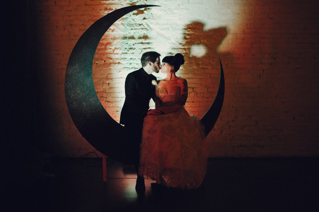 Events by special moments- Florida wedding planner- tattooed wedding – rose gold- vegetarian wedding -vintage moon bench