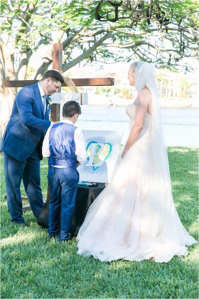 Special Moments Event Planning – Tampa Wedding Planner – Davis Island Garden Club – Davis Island Garden Club Wedding -a special moment with bride and groom