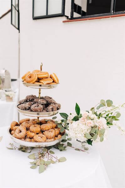 St Pete wedding – St Petersburg wedding planner – St Petersburg shuffleboard club wedding - doughnut display