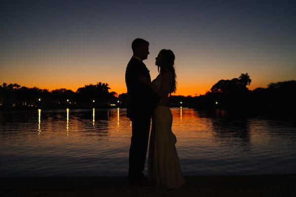 sunset photo of a bride and groom at St Petersburg Women's Club