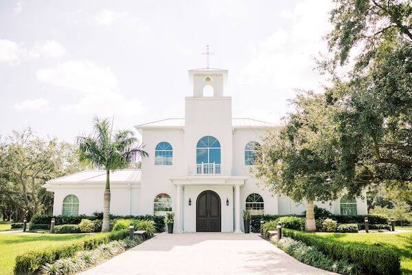 Front view of the elegant Harborside Chapel in Safety Harbor Florida