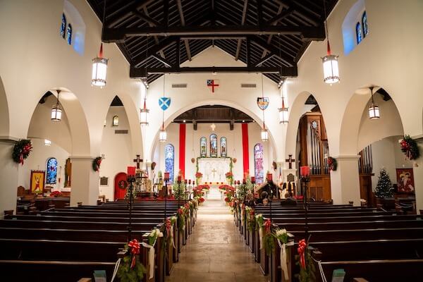 Saint Andrew's Episcopal Church in Tampa decorated for a Christmas wedding