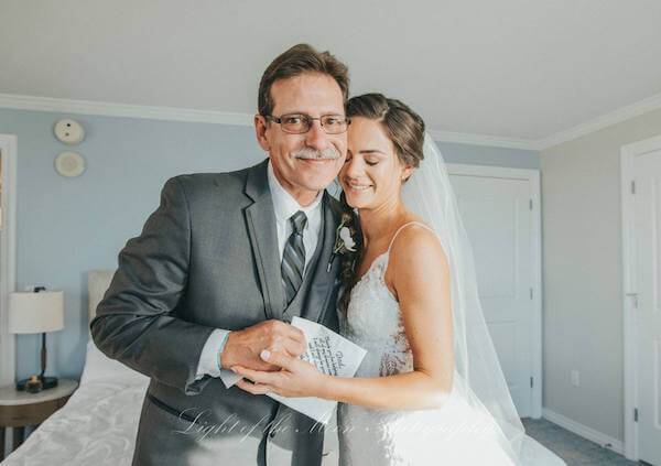 father of the bride with his daughter on her wedding day