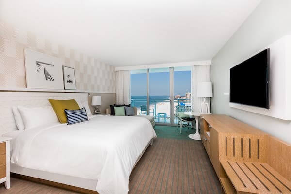 King room with a gulf view at the Wyndham Grand Clearwater Beach