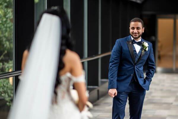 Tampa bride and grooms first look