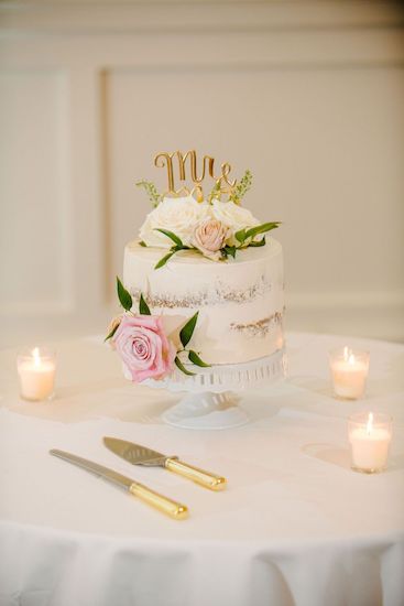 intimate semi-naked wedding cake 