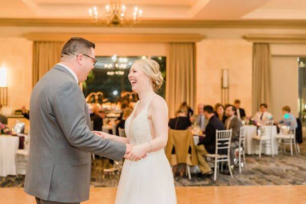 Tampa couple's first dance