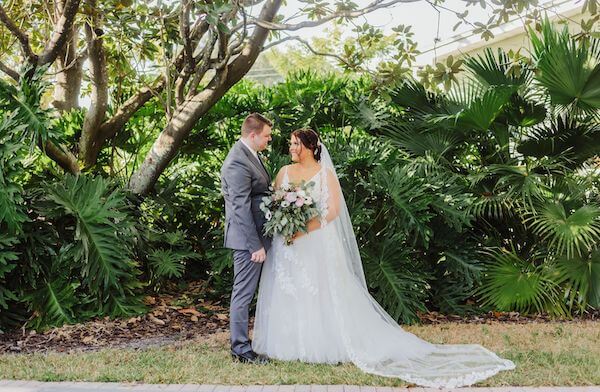 Wedding portraits at Davis Islands Garden Club