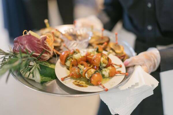 Butler passed hors d'oeuvres at a Tampa wedding 