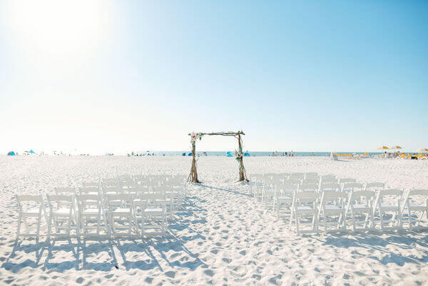 An intimate Sandpearl Resort wedding on Clearwater Berach