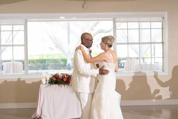 Bride and groom's first dance at their Davis Islands Garden Club wedding