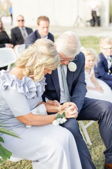 The bride's parents holding their wedding weddings in a Ring Warming Ceremony