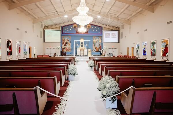 A Cyrillic Orthodox Church in Tarpon Springs dressed for a wedding