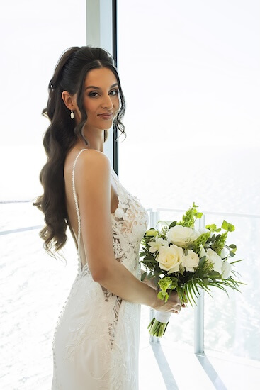 A beautiful bride before her Clearwater wedding at the Opal Sands Resort.
