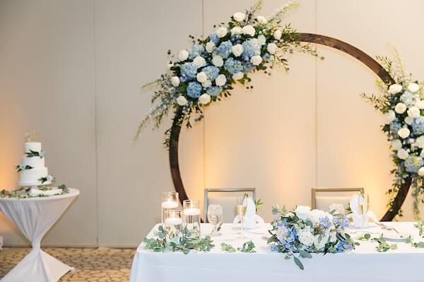 Sweetheart Table at a Wyndham Grand Clearwater Beach wedding reception.