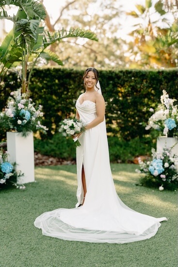 A beautiful bride beofre her Tampa wedding.