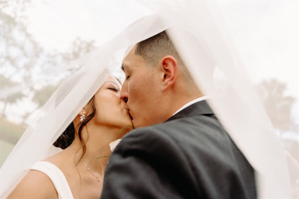 Wedding portraits in a downtown Tampa park.